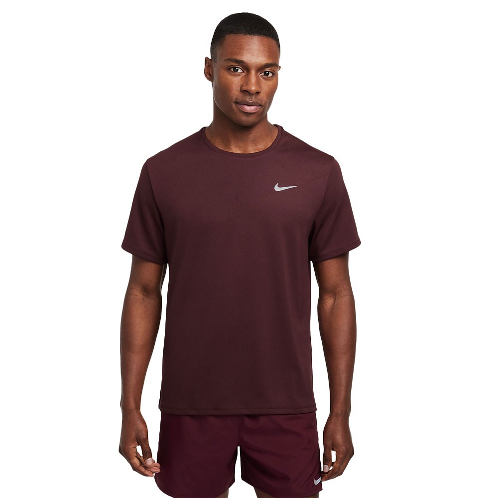 Image of Nike T-Shirt Miler Burgundy Crush Reflective Argento Uomo S068