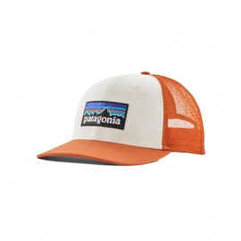 Patagonia Cappello Trekking P-6 Logo Trucker Bianco Redtail Rust