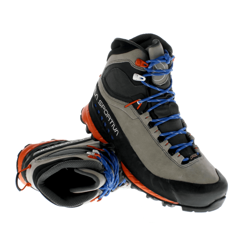 scarpa da trekking la sportiva